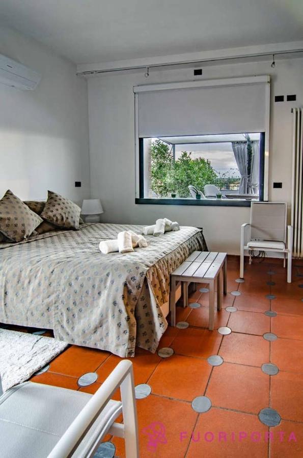 Vivi Parma Dall Alto Apartment Bagian luar foto